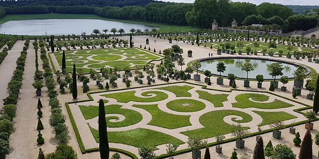 Versailles, modèle du jardin à la Française